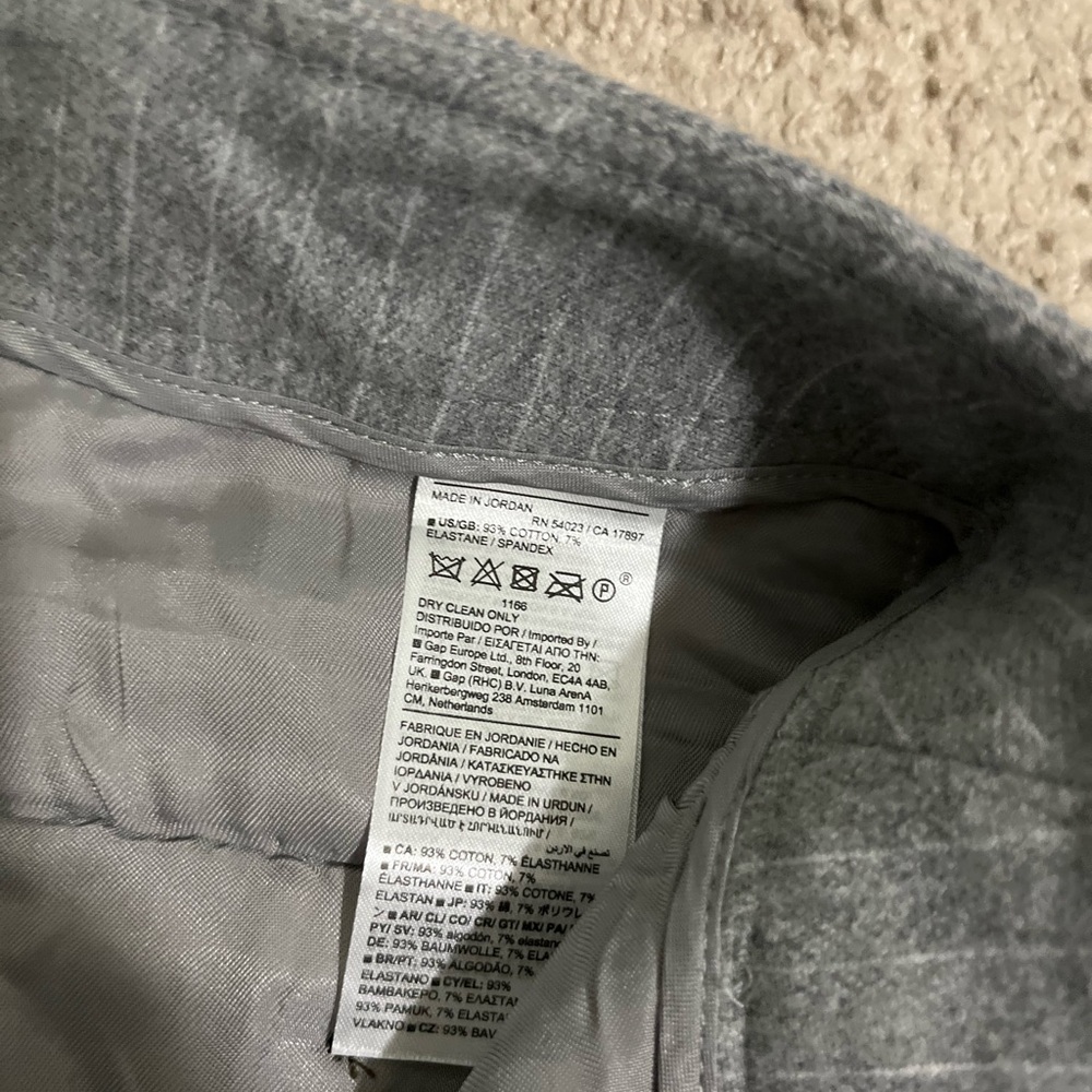 NWOT Banana Republic Women's Classic Gray and White Pinstriped Trousers Size 4 - Picture 5 of 8